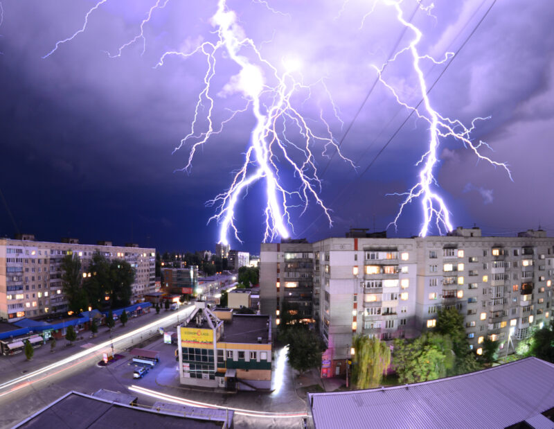 Нічна гроза, липень 2023